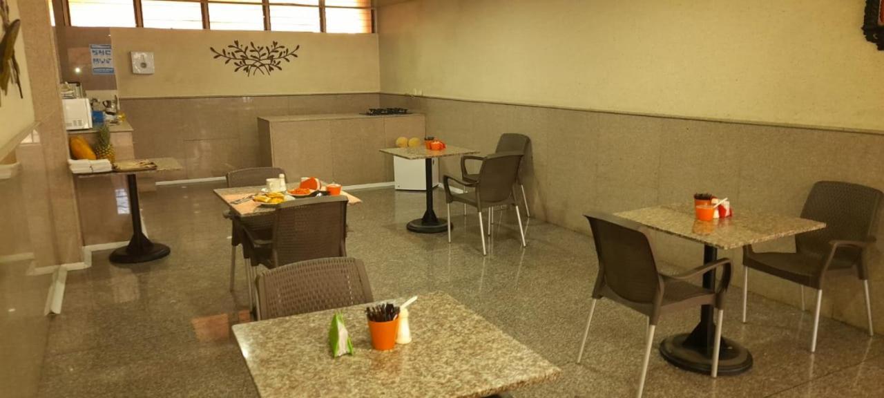 Hoteles Bogota Inn Park Way Extérieur photo